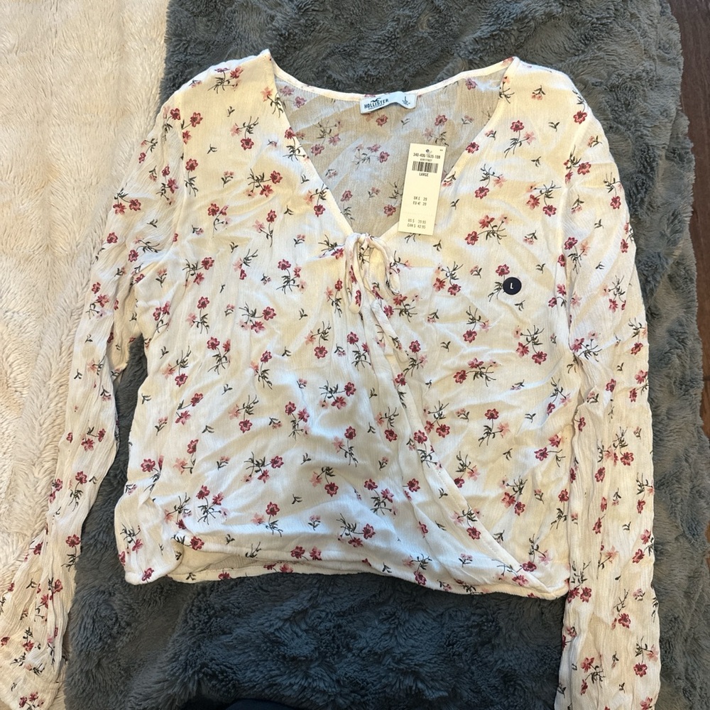 Hollister Cream and Red Floral Wrap Blouse